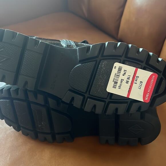 DONALD PLINER LACEUP BOOT Sz 8 - Picture 5 of 5